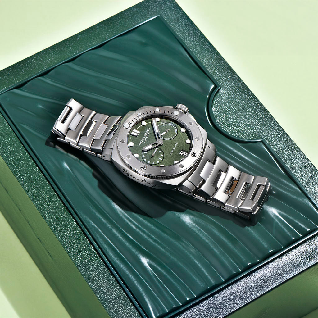 Pagani Design Numberg Green City Edition no pulso em uso urbano
