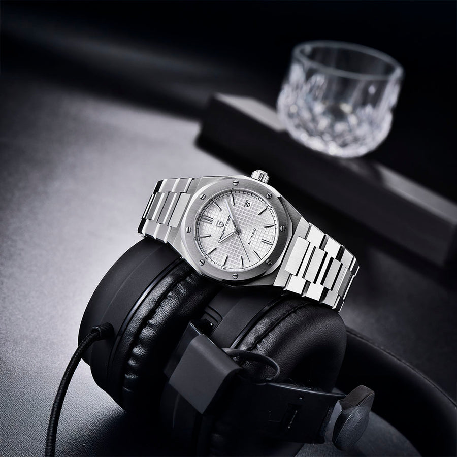 Pagani Design Vault Silver - acabamento